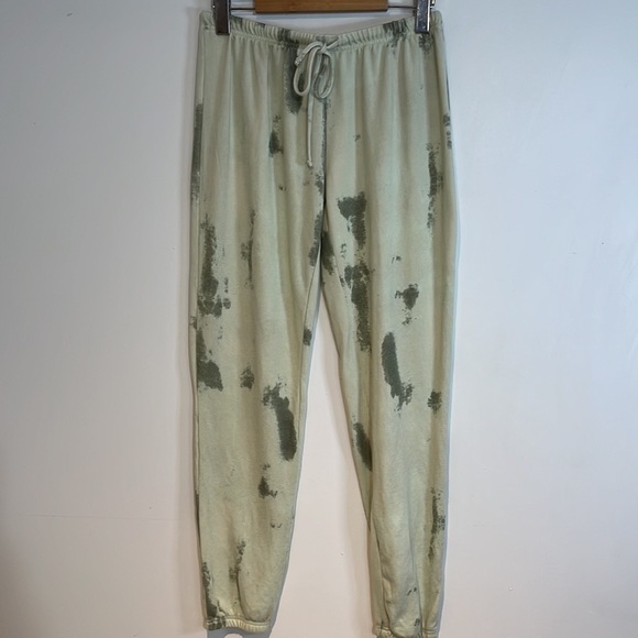 Como Vintage brand sea foam green tie-dye 2 pc lounge and pj set size small - Picture 2 of 10